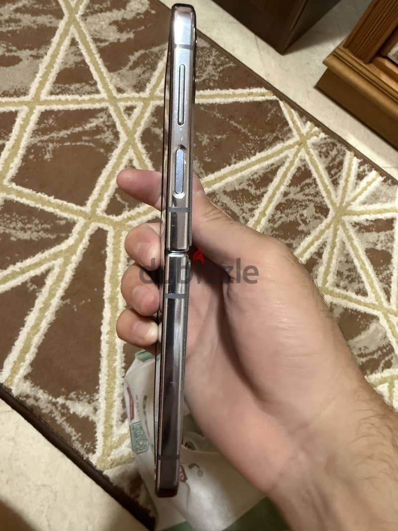 Samsung Z Flip 4 1