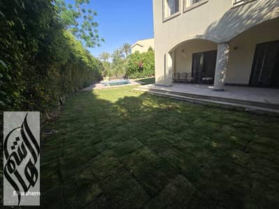 فيلا لقطة للايجار المفروش الفندقي بحمام سباحة بمدينتي تشطيب الترا سوبر لوكس بجوار المسجد والخدمات