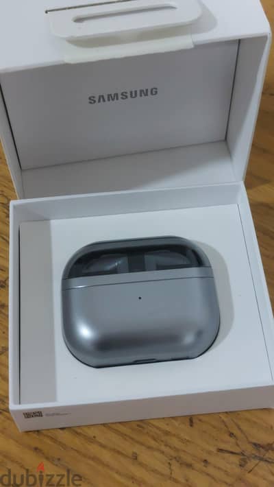 Samsung galaxy buds 3 - only sealed open