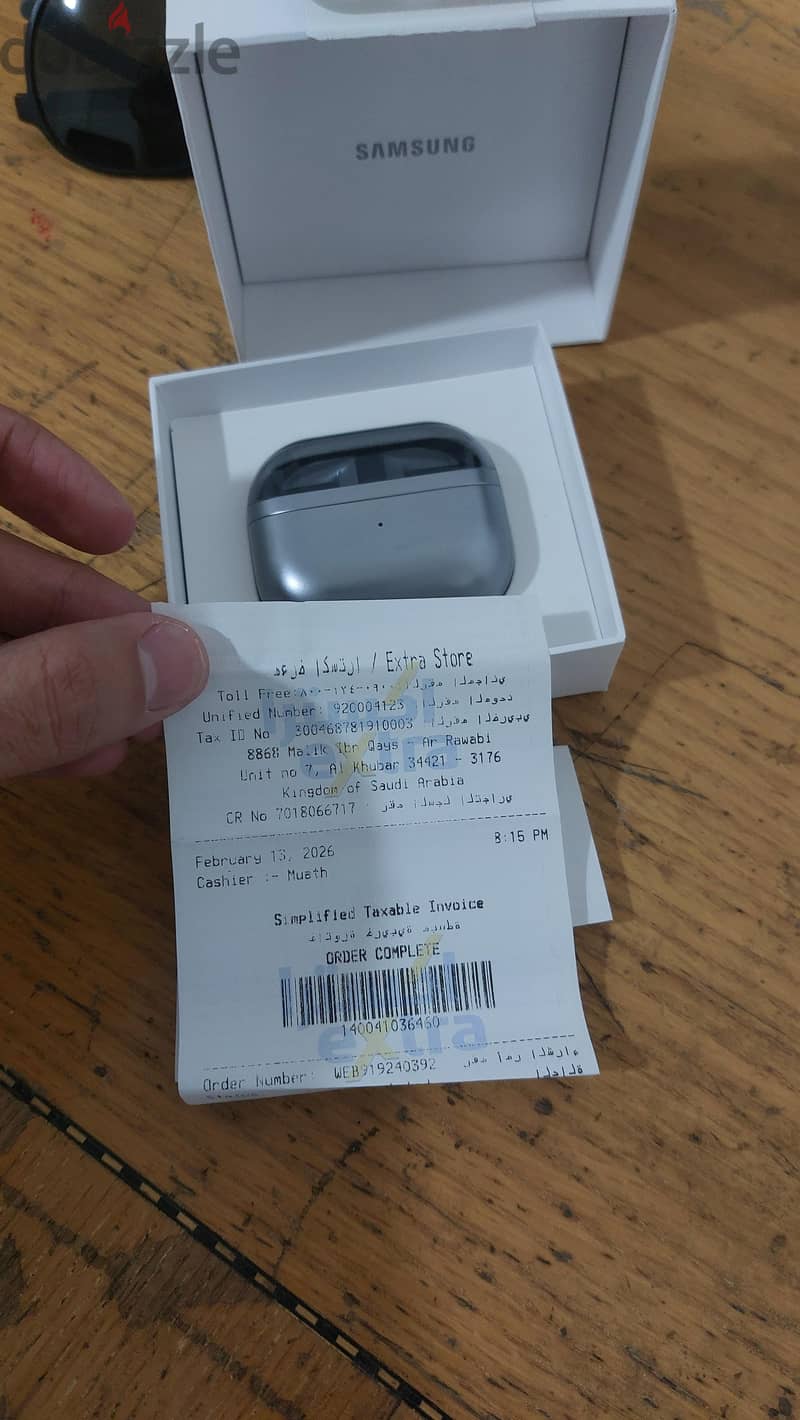Samsung galaxy buds 3 - only sealed open 3