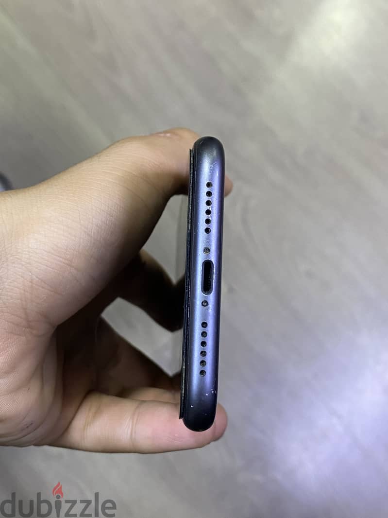 Apple - iPhone 11 3