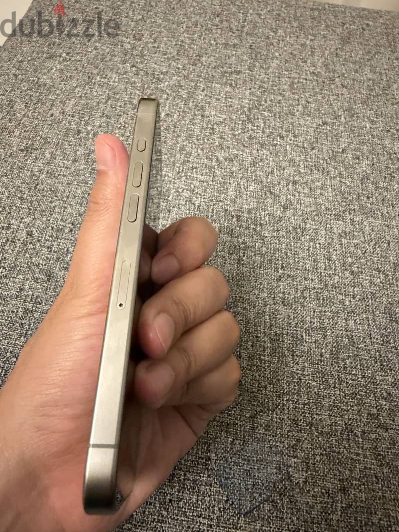 Apple - iPhone 15 Pro 2