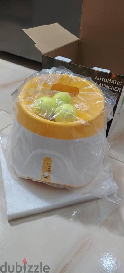 Dogs ball launcher