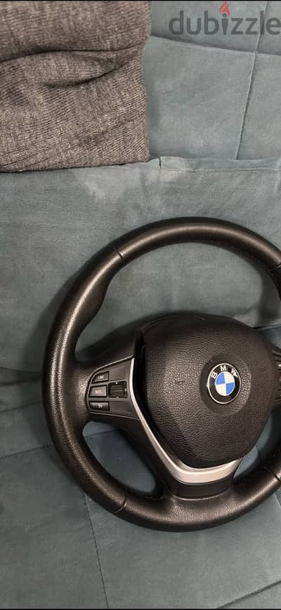 Bmw steering wheel
