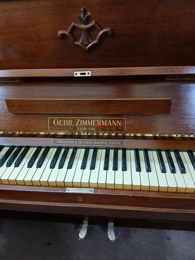 بيانو ألماني أصيل (Gebr. Zimmermann) كلاسيكي بحالة ممتازة للبيع 