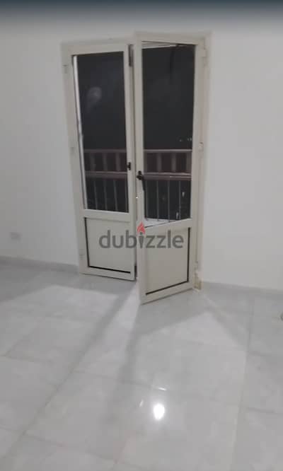 شقة للايجار بحدائق حلوان عمارات منتصر