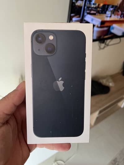 ايفون 13 للبيع