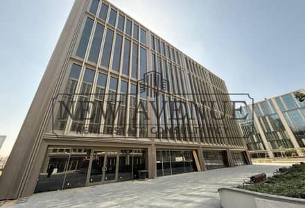 مكتب للبيع بإطلالة مميزة وقريب من كل الخدمات في One Ninety New cairo
