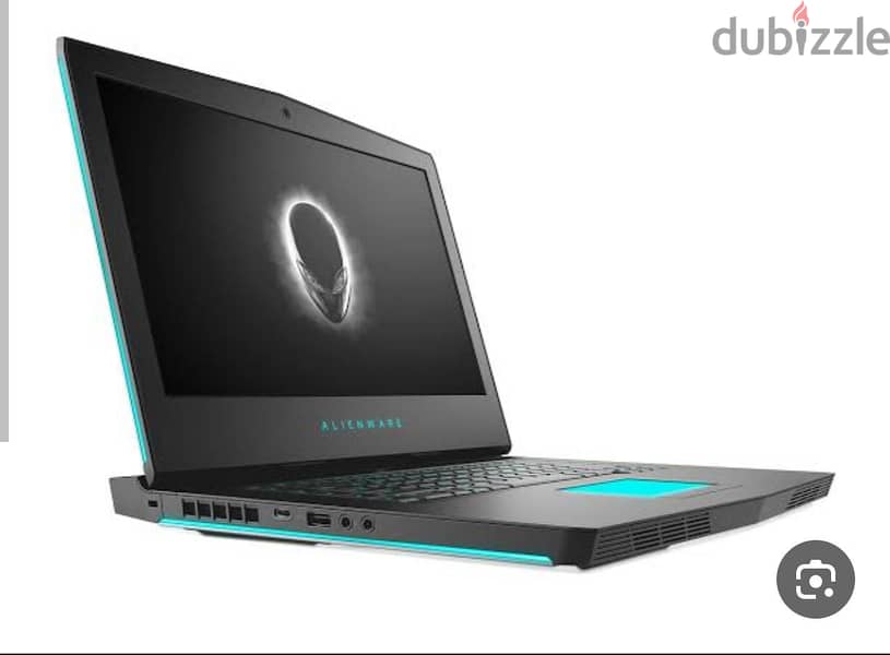 Alienware 15 R4 with box 1