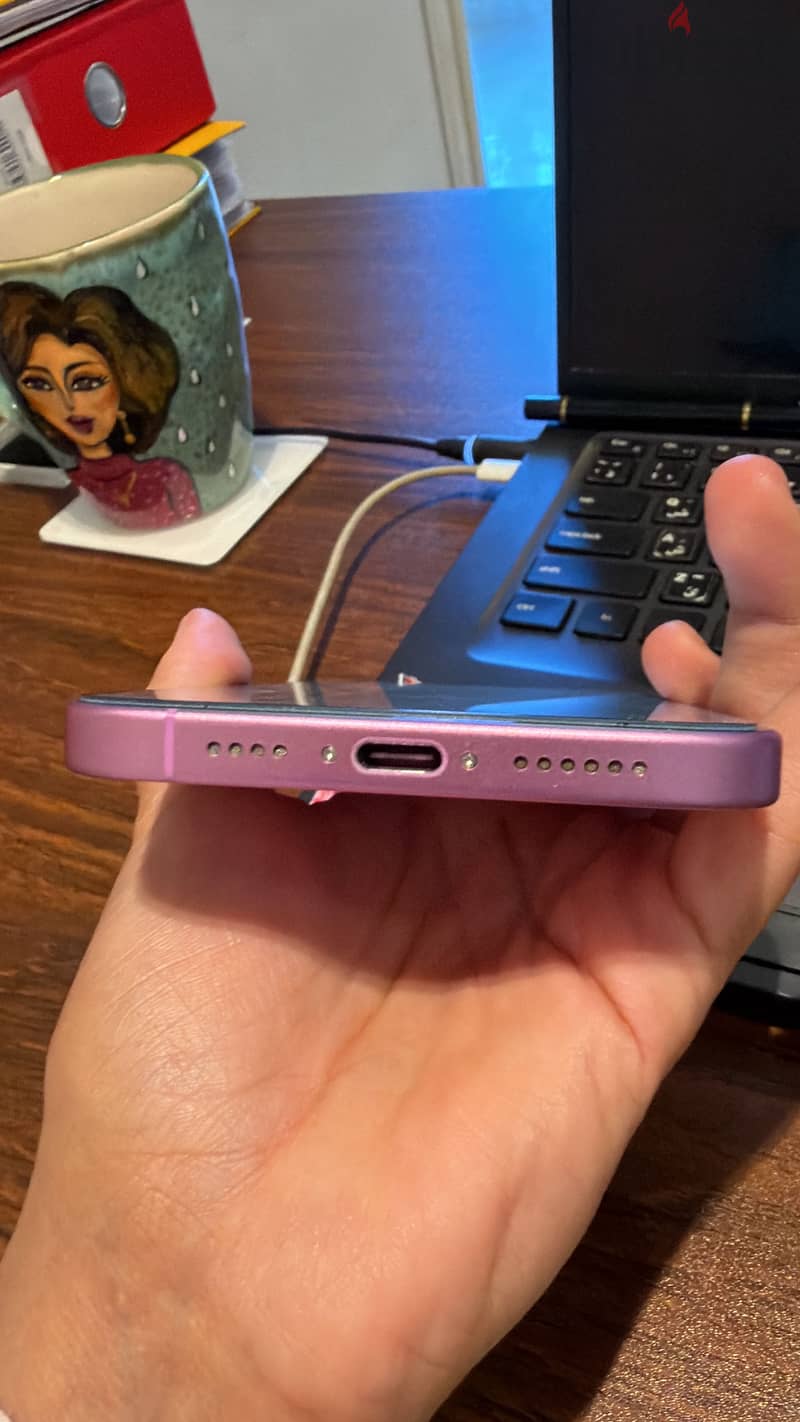 Apple - iPhone 16 Plus 4