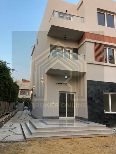 For rent, a townhouse with kitchen in Sheikh Zayed [Zayed Dunes Compound] at a special price