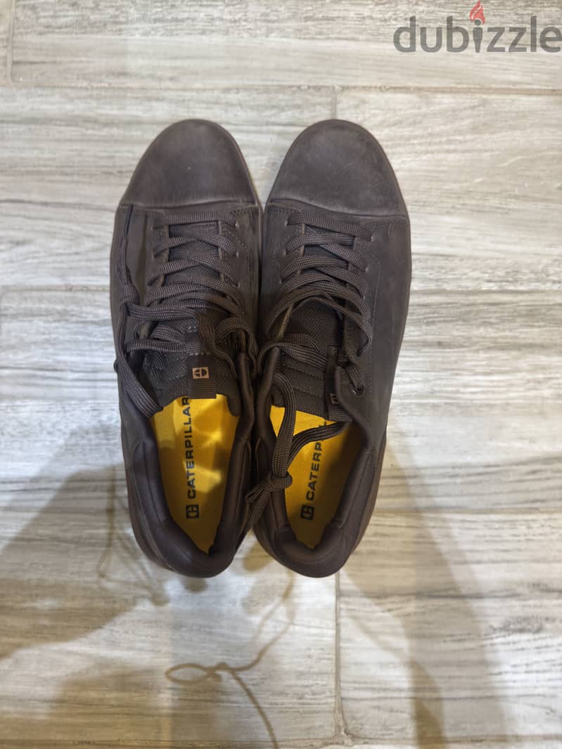 Leather sneakers 3