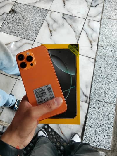 ايفون 16 pro max كوبي