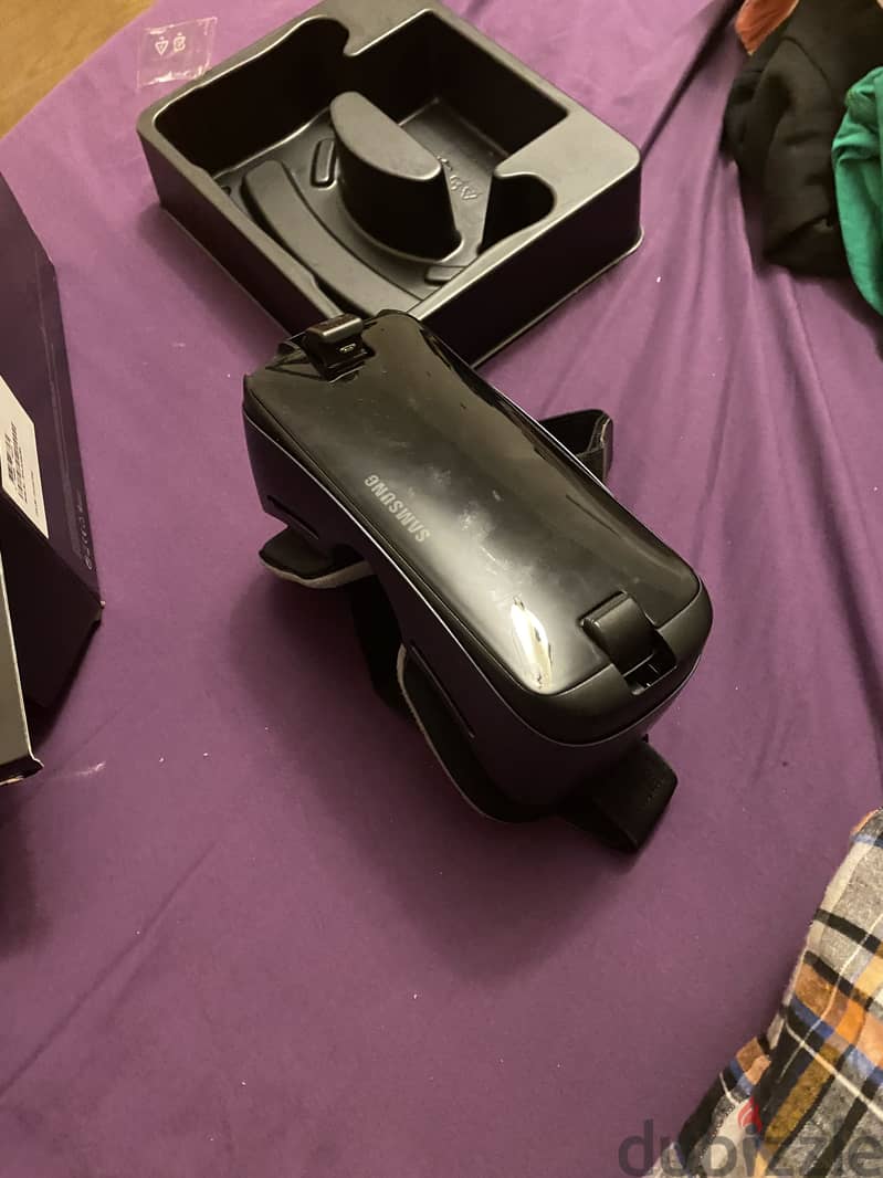 Samsung gear vr with controler 2