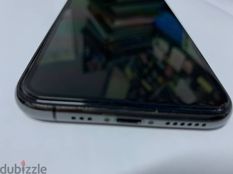 Apple - iPhone 11 Pro 3