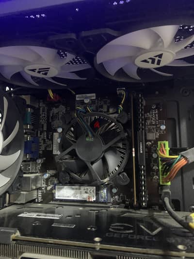 Motherboard h110 و cpu i5 7400