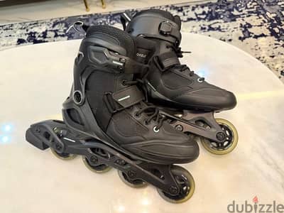 Oxelo inline skates سكيت مقاس ٣٩