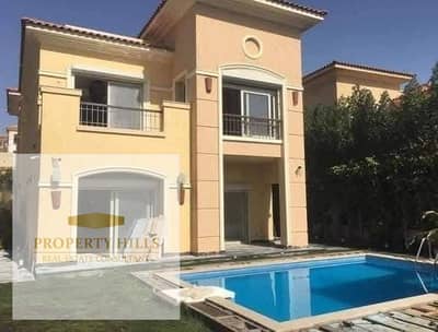 لسرعة البيع اخر فيلا متشطبة بالتكييفات  في تلال ايست التجمع الخامس الجولدن سكوير  بجانب بالم هيلز وماونتين فيو خصم كاش كبير  متاح امكانية تقسيط ل ١٠ سنين
