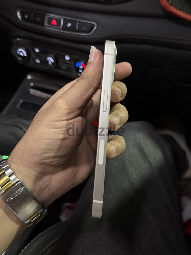 Apple - iPhone 13 3