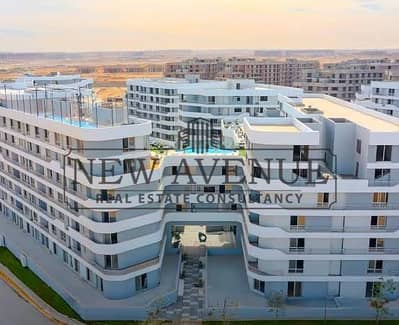 اقل سعر شقة للبيع متشطبة استلام فورى 3 غرف نوم فى مشروع BLOOM FIELDS  شركة تطوير مصر فى MOSTKABAL CITY بموقع متميز بفيو على  جاردن استلام فوري