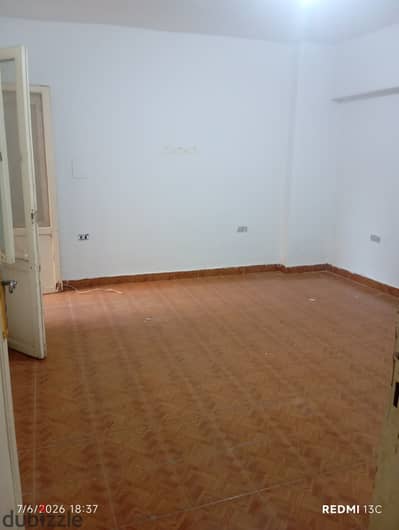 Apartment for rent in the second neighborhood, raised ground