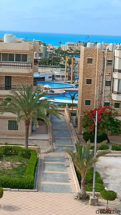 للبيع شاليه علوي بروف ڤيو بحر قرية جرين بيتش الساحل الشمالي