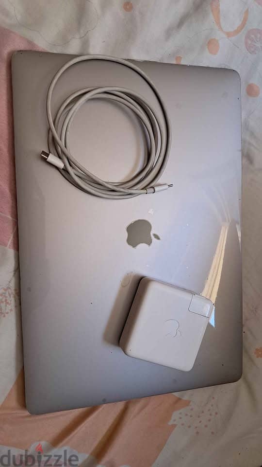 Macbook Pro 1