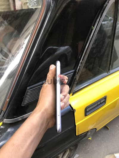 Apple - iPhone 11