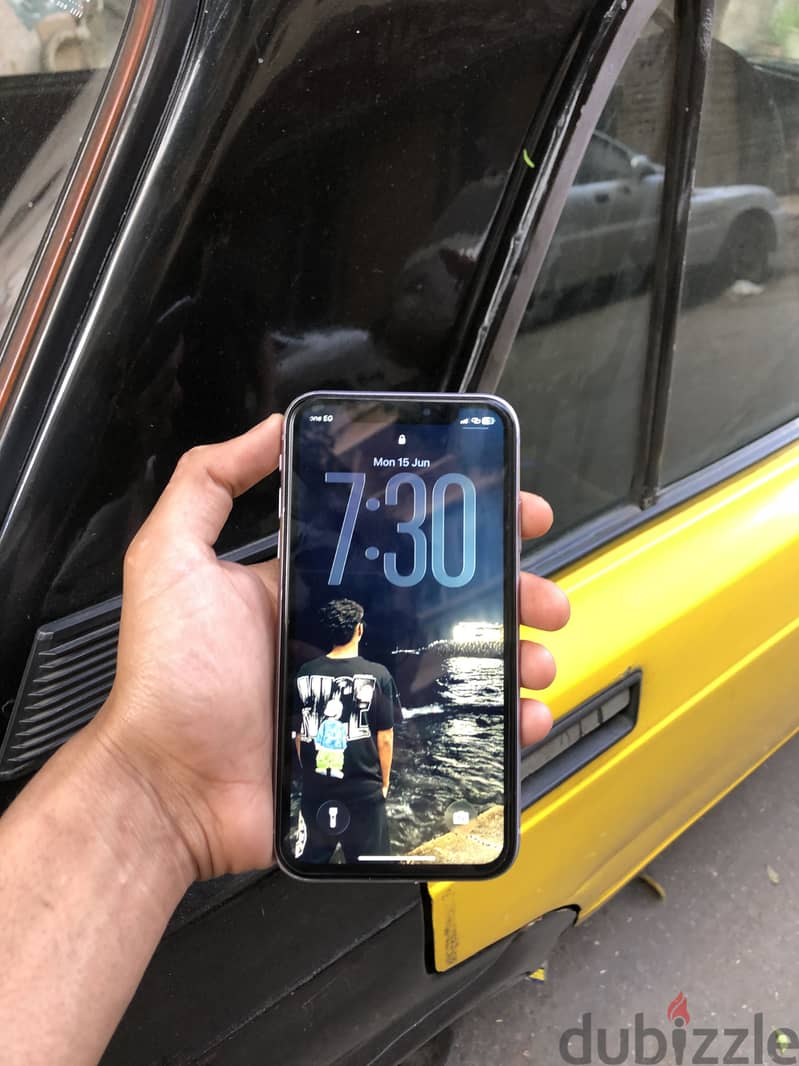 Apple - iPhone 11 4