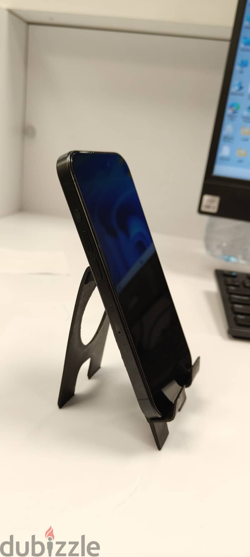 Apple - iPhone 15 Pro 1