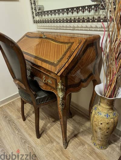 Writing desk