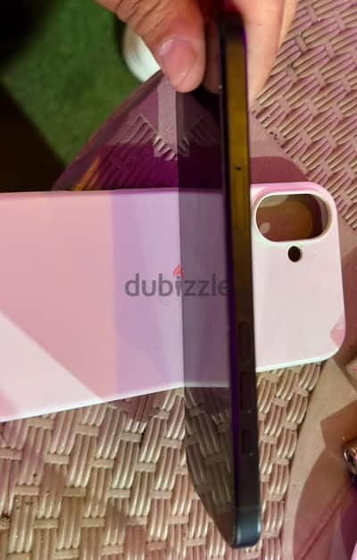Iphone 16 plus (used like new)