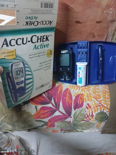 جهاز accu check لقياس السكر