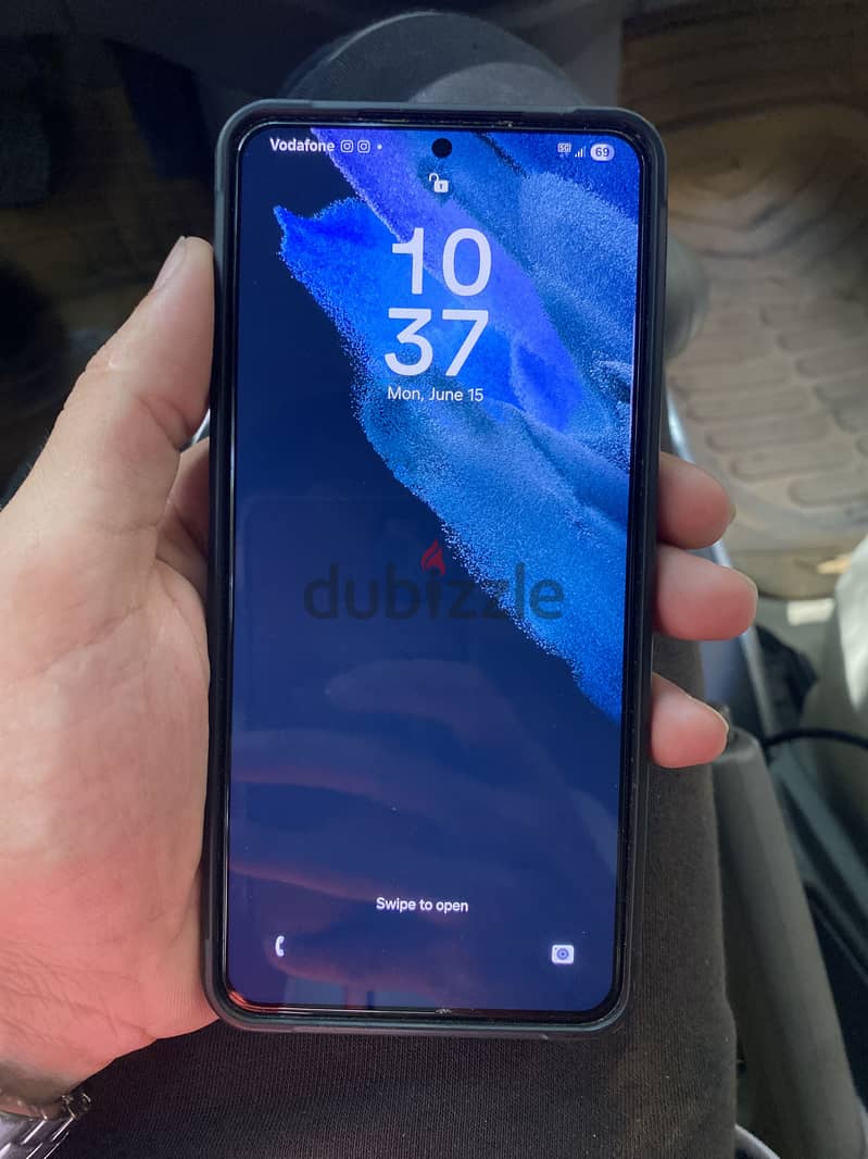 Samsung S21 Plus 1