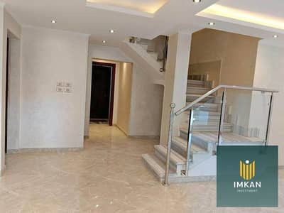 Ready-to-move-in, fully finished apartment for sale in Amorada Compound, Fifth Settlement, near the American University. Installment plans available.