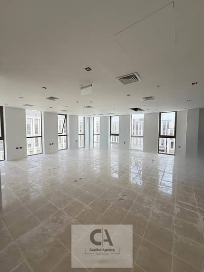 Office space for rent, 720 sqm, fully finished with air conditioning, in The Place Mivida, near Hyde Park and Sodic Eastown, Fifth Settlement