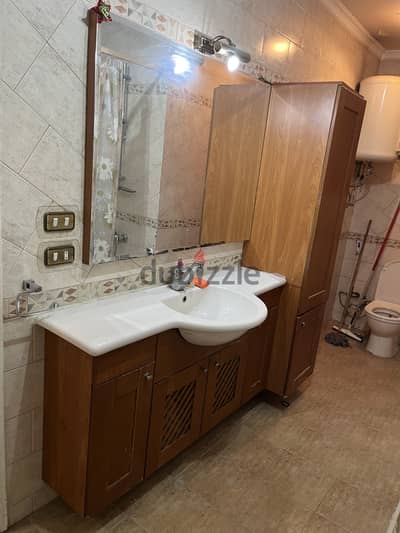 وحده حمام