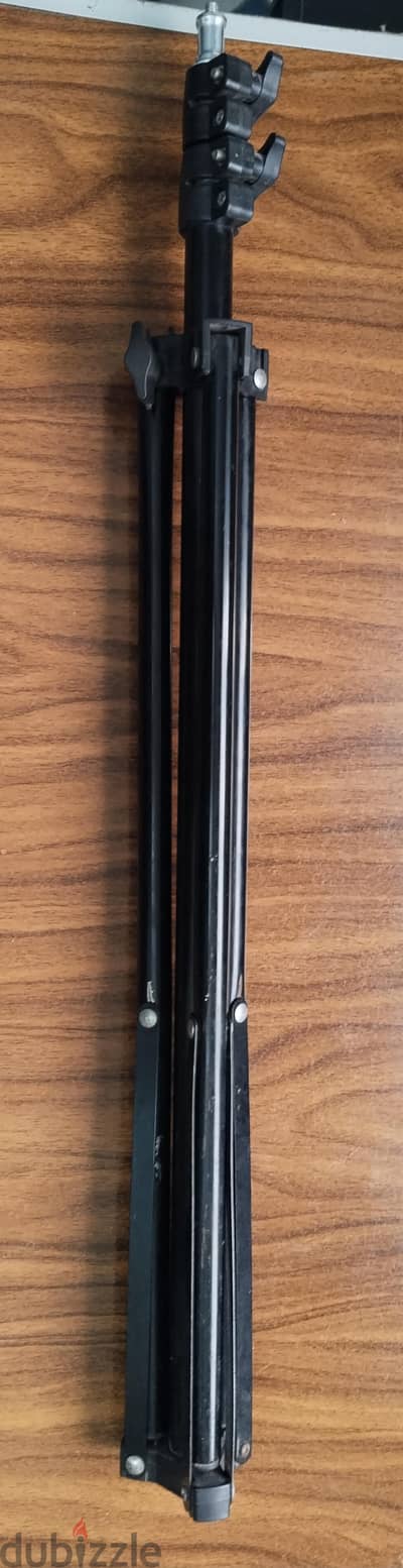 Tripod حامل ثلاثي جديد