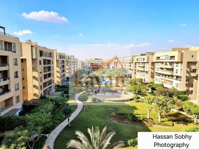 شقة للبيع مميزكمبوند ذا سكوير التجمع الخامس