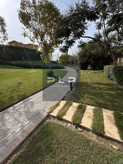Lowest price townhouse, immediate delivery, ultra-super-lux finishing in Diyar Park Compound, New Cairo, First Settlement