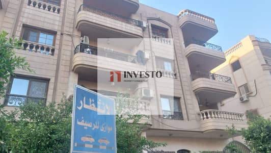 170m apartment in Al-Abour City on the main road just after the Sayyida Khadijah Mosque, external facade, distinctive location and close to all services and transportation, fully finished. 170m apartment in Al-Abour City on the main road just after the Sayyida Khadijah Mosque, external facade, distinctive location and close to all services and transportation, fully finished.