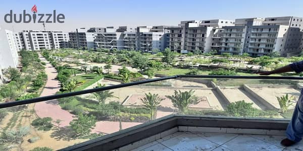 Ground floor apartment with a garden in Future City with a 10% down payment and the first installment upon delivery and an installment over 12 years for details