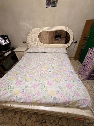 Bed room