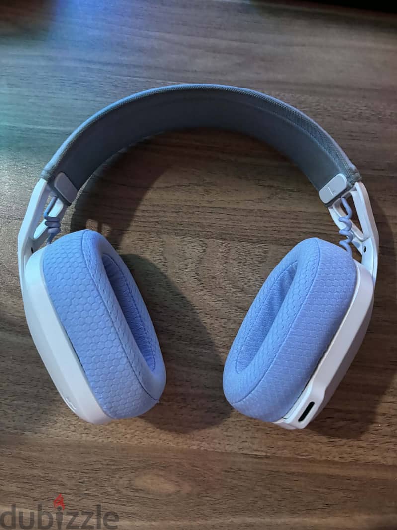 Logitech g435 1
