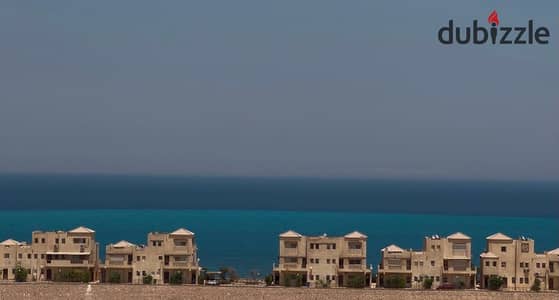 استلام خلال 6 شهورفي السخنه فيو علي البحر شاليه غرفتين مع روف للبيع جاهز للمعاينه شغالة فعليًا والإيجارات بدأت بالفعل