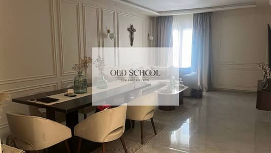 Apartment with garden ultra super lux  for sale in Galleria Moon Valley