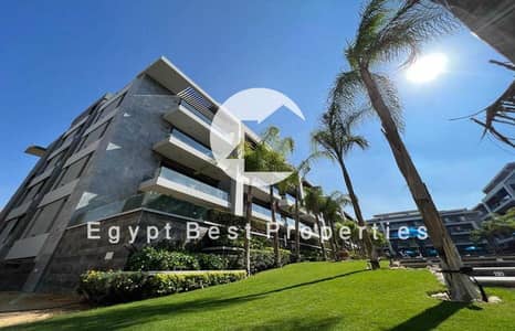 اخر تاون هاوس متشطب بالكامل جاهز للسكن بسعر مميز في الباتيو اورو التجمع الخامس من لافيستا للتطوي