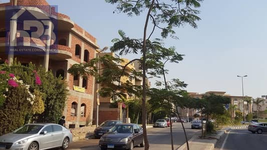 فيلا مستقلة للبيع في الحي الأول فى التجمع الخامس | 600م أرض بالقرب من المدرسة البريطانية