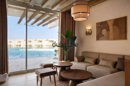 لسرعه البيع شاليه 2 غرف جاهز للمعاينه دبل فيو في دايركشن وايت رأس الحكمة بإطلالة بحرية مميزة