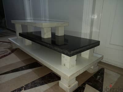 تربيزة رخام